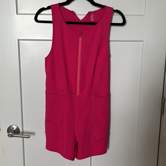 Free People Movement Show Me Something Shortsies In Passion Fruit Size Large - Picture 2 of 8